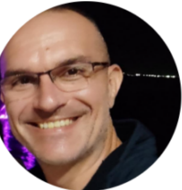 ลูกค้ารับรองเหนือเต็นท์พอง